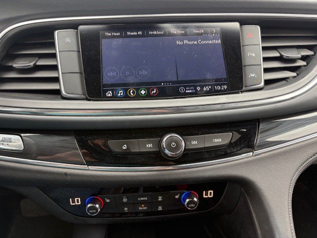 Used 2023 Buick Enclave Essence w/ Experience Buick Package FWD image 17