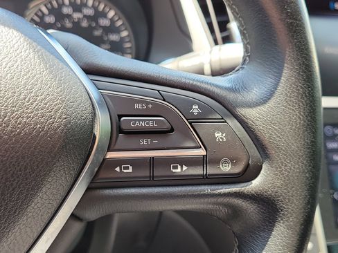 Used 2021 INFINITI Q50 Luxe w/ Seat & Sound Package RWD image 25