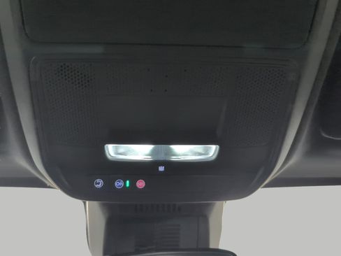 Used 2025 Chevrolet Equinox LT AWD/4WD image 19