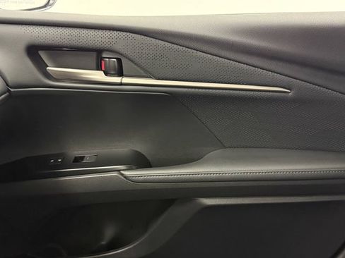 Used 2025 Toyota Camry XSE FWD image 25