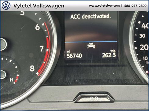 Used 2021 Volkswagen Tiguan SE R-Line image 24