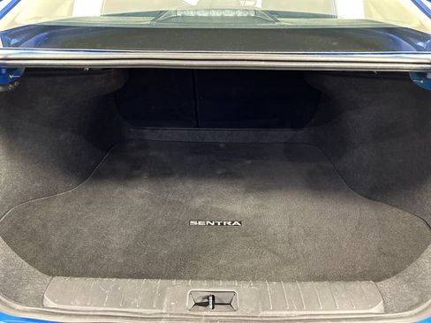 Used 2025 Nissan Sentra SV FWD image 19