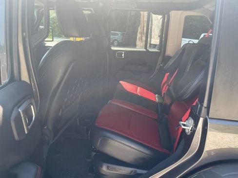 Used 2023 Jeep Wrangler Unlimited Rubicon 4xe AWD/4WD image 18