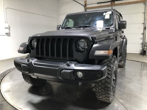 Used 2021 Jeep Wrangler Sport image 3