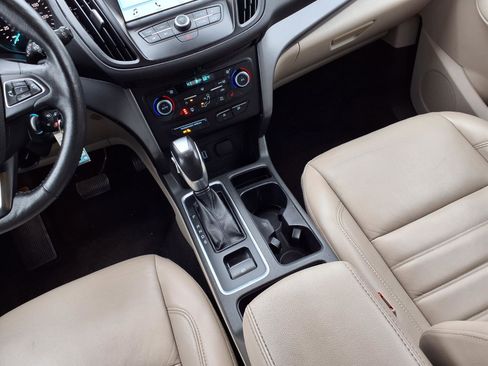 Used 2018 Ford Escape SEL image 10