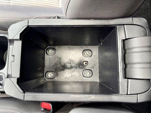 Used 2014 Toyota RAV4 XLE AWD/4WD image 82