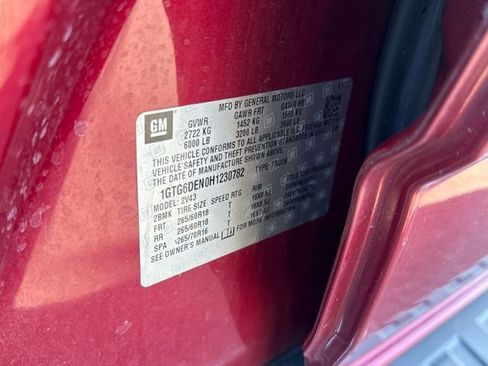 Used 2017 GMC Canyon SLT w/ Driver Alert Package image 25