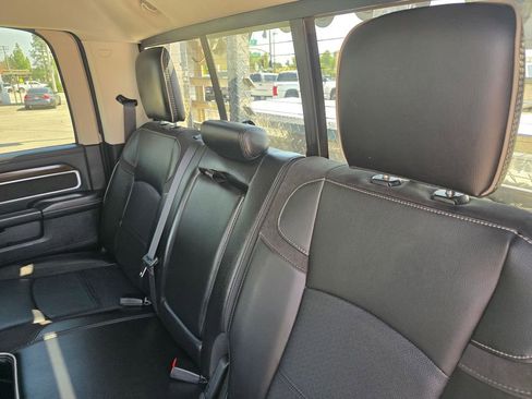 Used 2024 RAM 4500 Laramie image 18