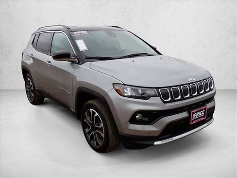 Used 2022 Jeep Compass Limited AWD/4WD image 6