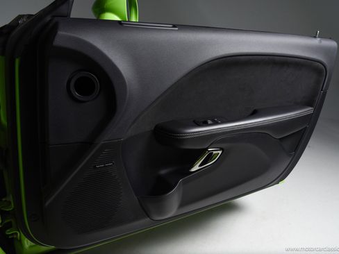 Used 2015 Dodge Challenger SRT Hellcat image 26