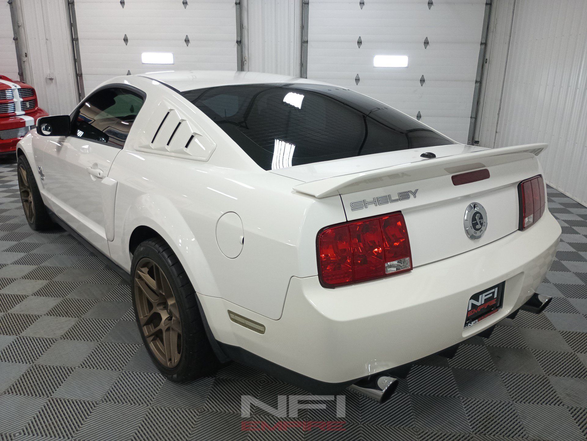 Used 2007 Ford Mustang Shelby GT500 RWD image 10