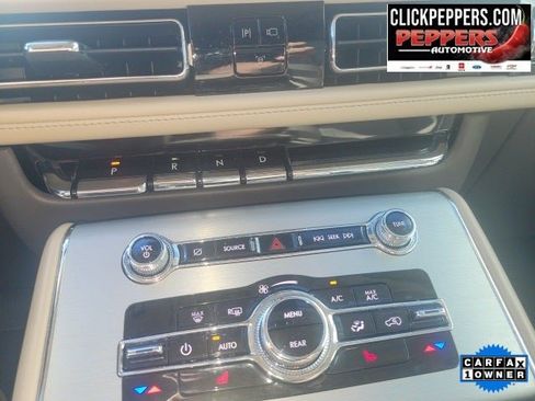Used 2023 Lincoln Aviator AWD w/ Premium Package image 25