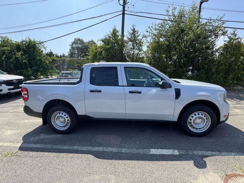 New 2026 Ford Maverick XL w/ Equipment Group 101A AWD/4WD image 6