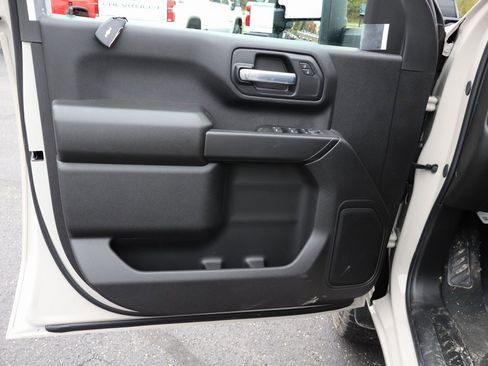 New 2026 Chevrolet Silverado 2500 Custom w/ Custom Value Package image 3