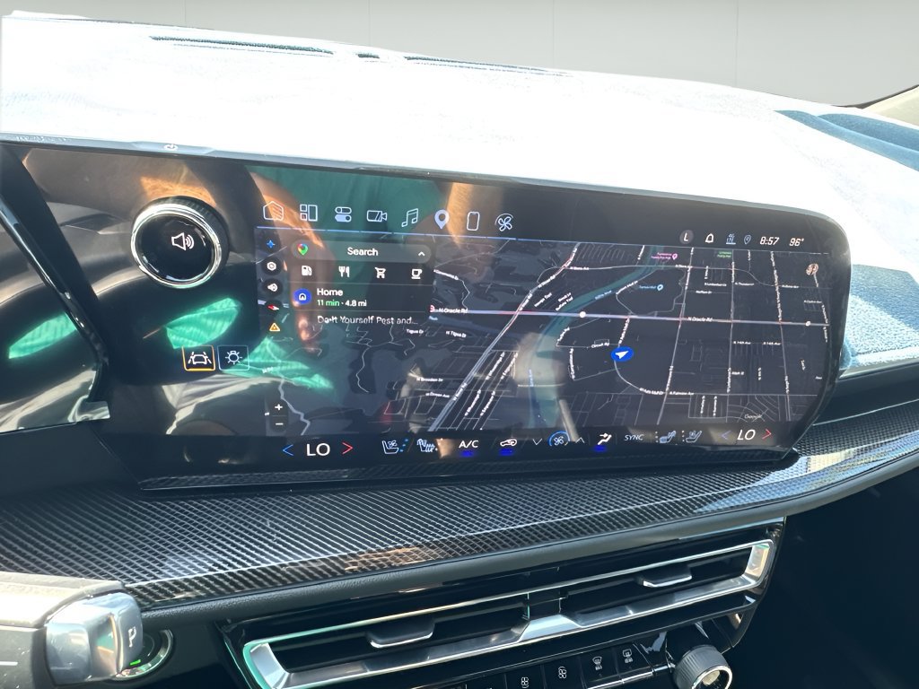 Used 2026 Chevrolet Traverse High Country FWD image 14