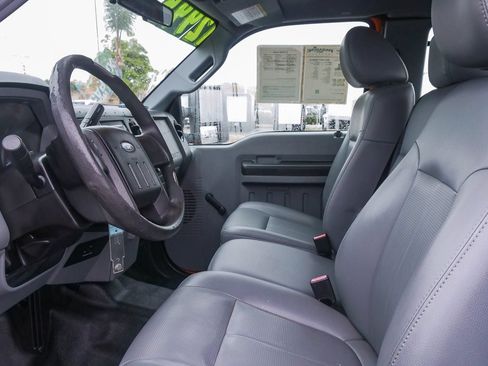Used 2012 Ford F250 XL w/ Camper Pkg RWD image 15