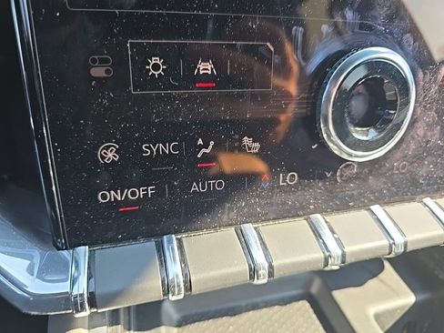 Used 2024 GMC Acadia Elevation w/ Trailering Package AWD/4WD image 32