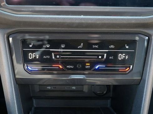 Certified 2023 Volkswagen Tiguan SE AWD/4WD image 30