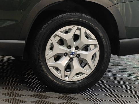 Used 2023 Subaru Forester AWD/4WD image 43