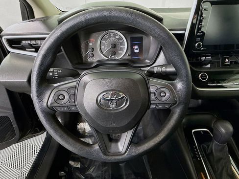 Certified 2021 Toyota Corolla LE FWD image 19