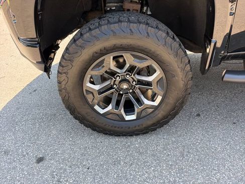 Used 2020 Chevrolet Silverado 1500 RST w/ All-Star Edition AWD/4WD image 29