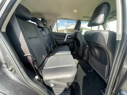 Used 2022 Toyota 4Runner Limited AWD/4WD image 12