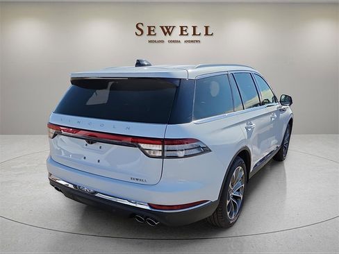 New 2026 Lincoln Aviator Reserve w/ Illumination Package image 4