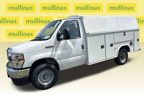 New 2025 Ford E-350 and Econoline 350 Super Duty w/ Power Equipment Group image 9