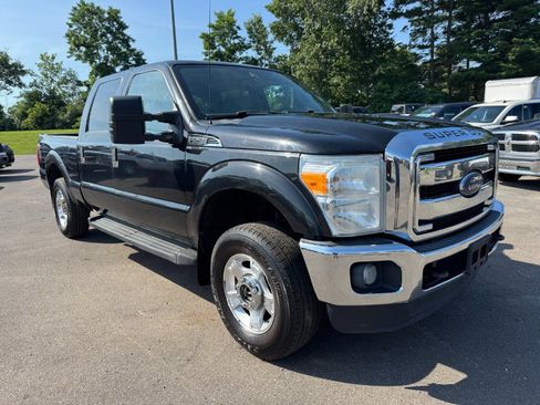 Used 2015 Ford F250 XLT w/ Camper Package AWD/4WD image 7