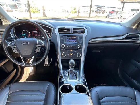 Used 2013 Ford Fusion SE image 14