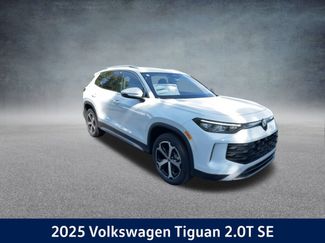 New 2025 Volkswagen Tiguan SE video 2