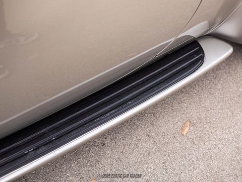 Used 2005 Chevrolet SSR w/ Preferred Equipment Group image 87