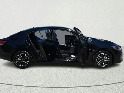 Used 2024 Nissan Sentra SV image 14