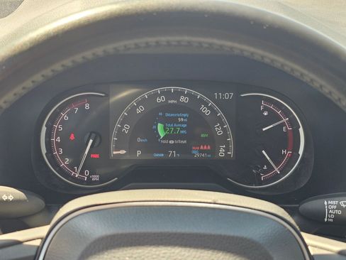 Used 2023 Toyota RAV4 XLE Premium AWD/4WD image 22