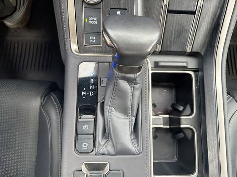 Used 2024 Lexus GX 550 w/ Cold Area Package AWD/4WD image 28