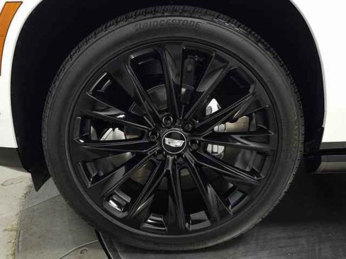 Certified 2025 Cadillac Escalade Sport Platinum w/ LPO, ONYX Package image 17