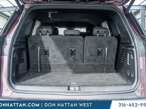 Used 2025 GMC Acadia Elevation image 31