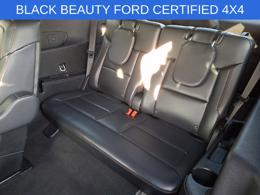 Used 2025 Ford Explorer ST-Line AWD/4WD image 11