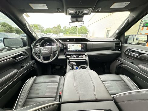 Used 2025 GMC Sierra 1500 AT4X AWD/4WD image 21