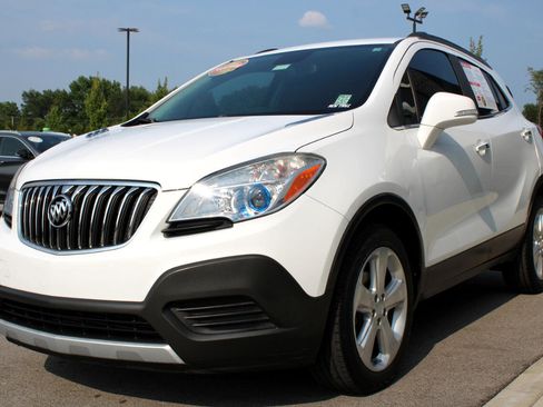 Used 2016 Buick Encore FWD image 3