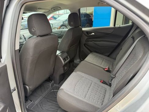 Used 2024 Chevrolet Equinox LT w/ LPO, Floor Liner Package AWD/4WD image 19