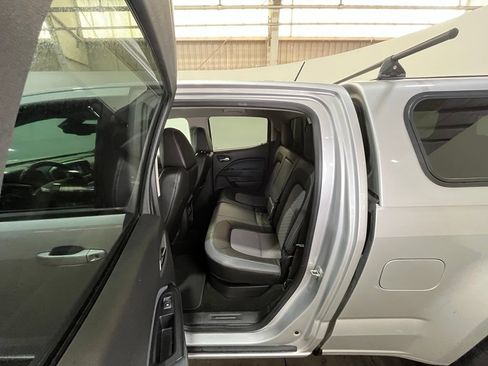 Used 2016 Chevrolet Colorado Z71 AWD/4WD image 16