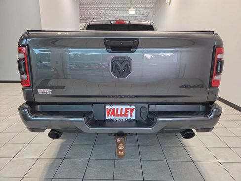 Used 2024 RAM 1500 Laramie AWD/4WD image 10