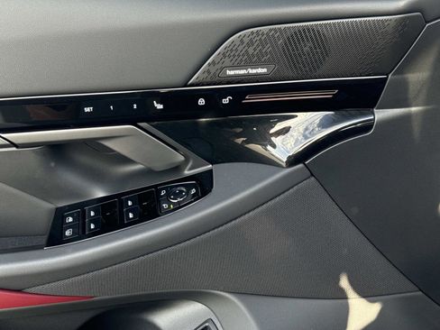 New 2026 BMW 530i w/ Executive Package RWD image 17