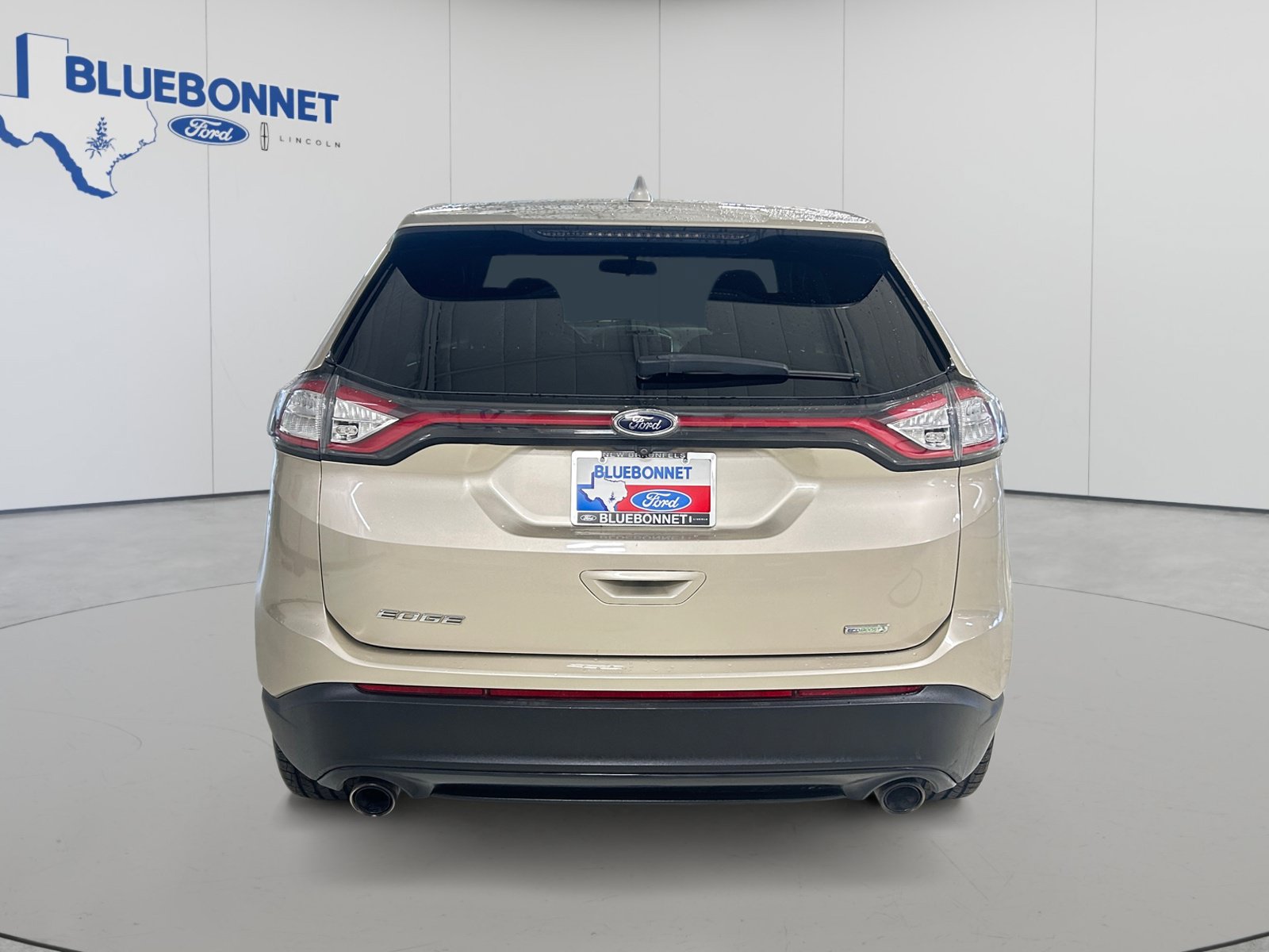 Used 2018 Ford Edge SE FWD image 6