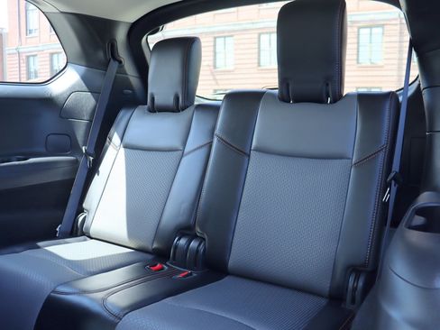 Used 2020 Nissan Pathfinder SV w/ Rock Creek Edition FWD image 16