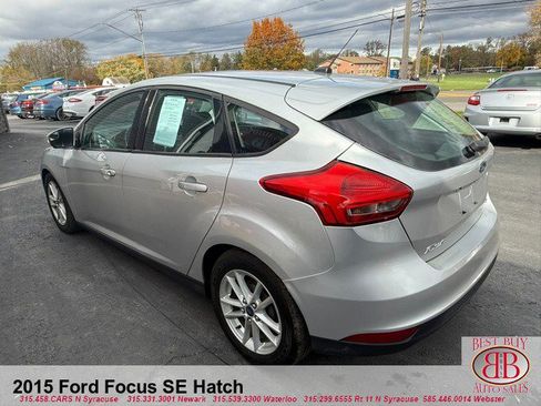 Used 2015 Ford Focus SE w/ SE Cold Weather Package image 8