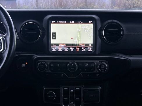 Used 2021 Jeep Wrangler Unlimited Sahara AWD/4WD image 40
