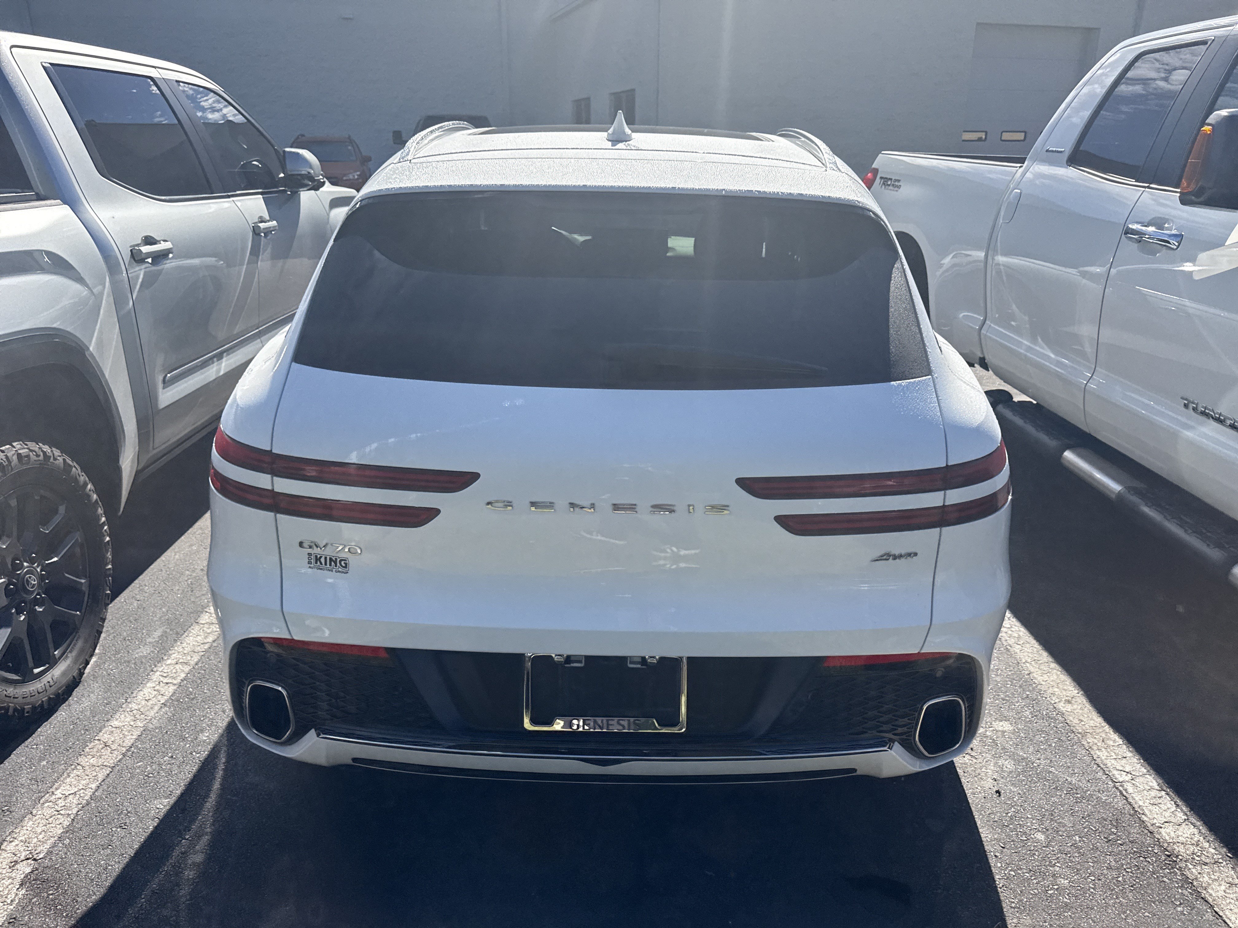 Used 2024 Genesis GV70 2.5T w/ Advanced Package AWD/4WD image 8