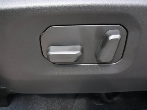 New 2026 Jeep Gladiator Sport AWD/4WD image 5